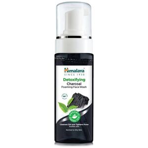 Himalaya Charcoal Foaming Face Wash pianka do mycia twarzy z aktywnym węglem 150ml