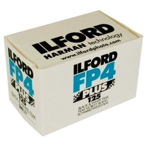Ilford 1 Ilford FP-4 plus 135/24