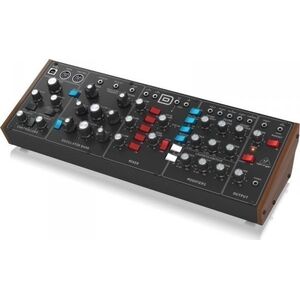 Behringer Behringer MODEL D Syntezator analogowy