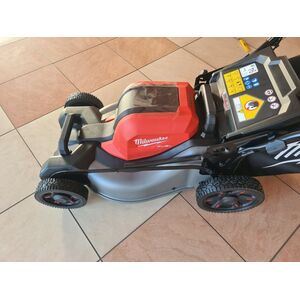 Kosiarka akumulatorowa Milwaukee MILWAUKEE.MOWER 2x18V M18F2LM46-802 2x8.0Ah 46cm
