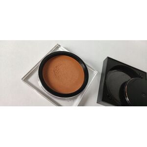 Huda Beauty Huda Beauty, Tantour, Bronzing, Bronzer Compact Powder, Tan, 11 g For Women
