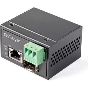 StarTech 30W POE+ FIBER TO ETHERNET