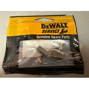 CZ.DEWALT SZCZOTKI KPL DWE4051 4157
