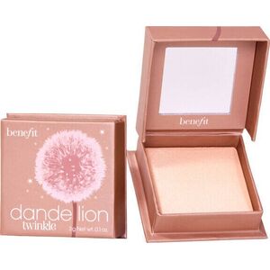 Benefit Dandelion Twinkle Soft Nude-Pink Highlighter rozświetlacz o delikatnym bladoróżowym odcieniu 3g