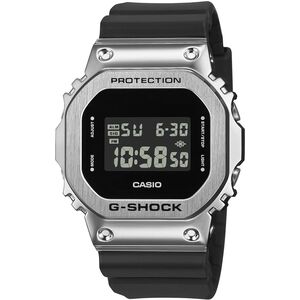 Casio G-Shock GM-5600U-1ER  200m czarny