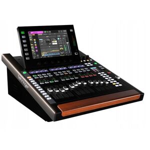 Behringer WING Συμπαγής ψηφιακή κονσόλα μίξης
