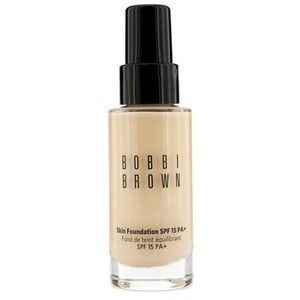 Bobbi Brown Bobbi Brown, Δέρμα, Γλυκερίνη, Μακράς Διάρκειας, Υγρό Ίδρυμα, N-070, Ουδέτερο Χρυσό, SPF 15, 30 ml Για Γυναίκες