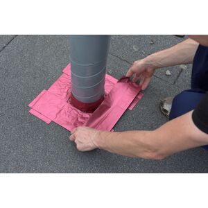 TAŚMA USZCZELNIAJĄCA DEKARSKA 15CM*10MB CZARNA