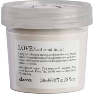 Davines Essential Haircare Love Curl Conditioner proteinowa odżywka do włosów kręconych 250ml