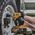 Dewalt DEWALT KLUCZ UDAROWY 1/2" 18V 812Nm 2x5,0Ah 4-BIEGI PIERŚCIEŃ ZABEZPIECZAJĄCY DCF891P2G 13476686 5035048743584