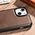 iCarer iCarer Leather Oil Wax etui pokryte naturalną skórą do iPhone 14 Plus (kompatybilne z MagSafe) brązowy (WMI14220719-BN)