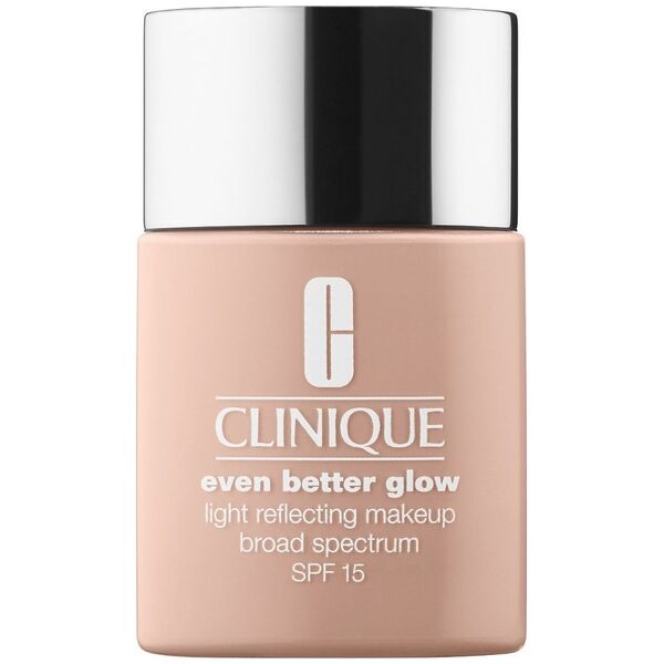 Clinique Even Better Glow Light Reflecting Makeup Spf15 WN 122 Clove 30ml