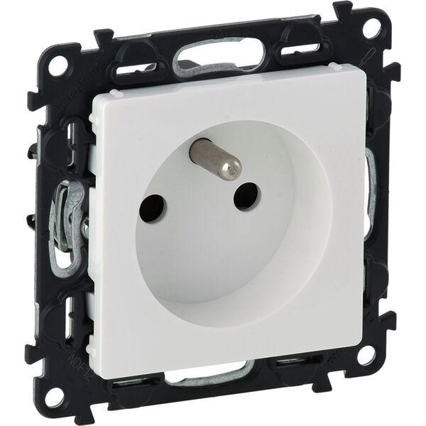 Legrand Gniazdo VALENA LIFE 2P+Z 16A 250V z przesłoną zaciski śrubowe białe (753184) 3317888 3414970456809