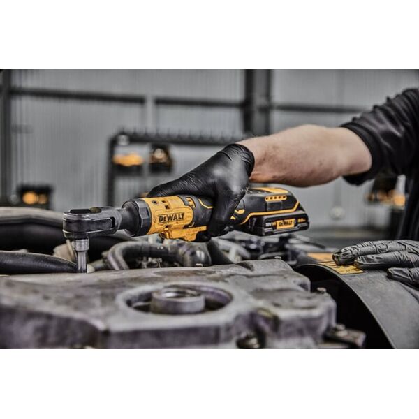 Dewalt GRZECHOTKA UDAROWA AKUMULATOROWA 3/8'' 18V 0*AH
