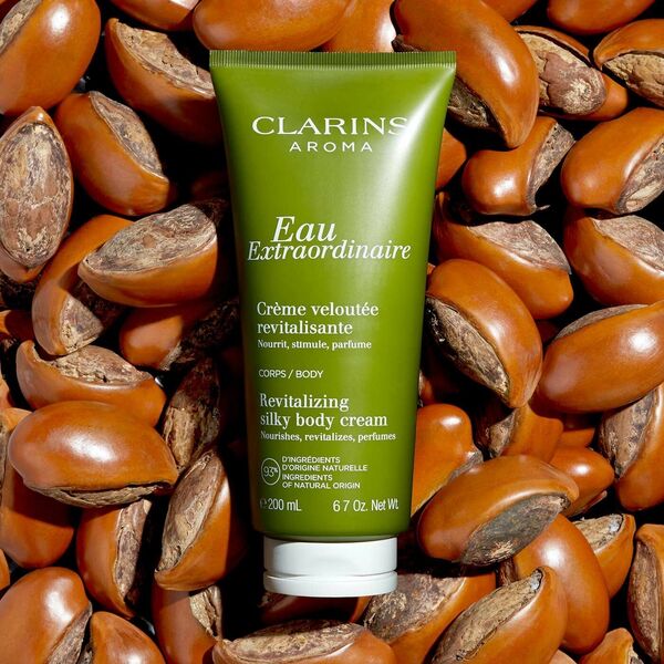 Clarins CLARINS EAU EXTRAORDINAIRE REVITALIZING SILKY BODY CREAM 200ML