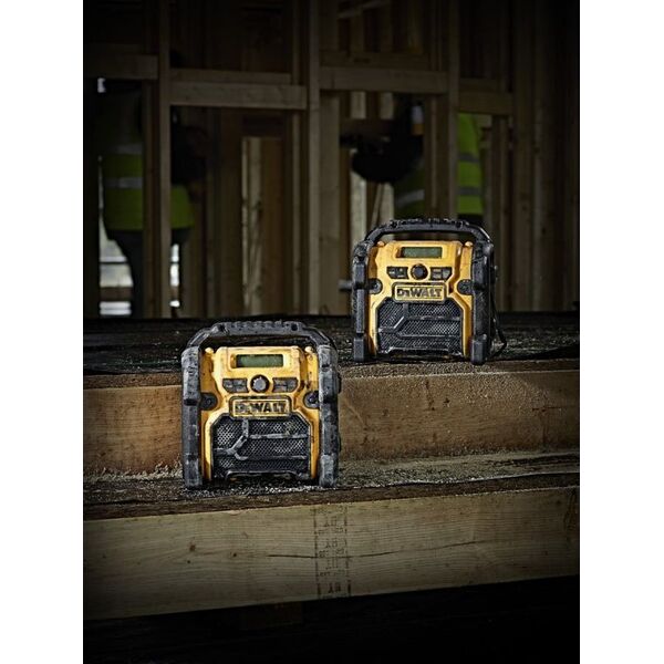 Ραδιόφωνο εργοταξίου Dewalt DCR019 761142 5035048440681