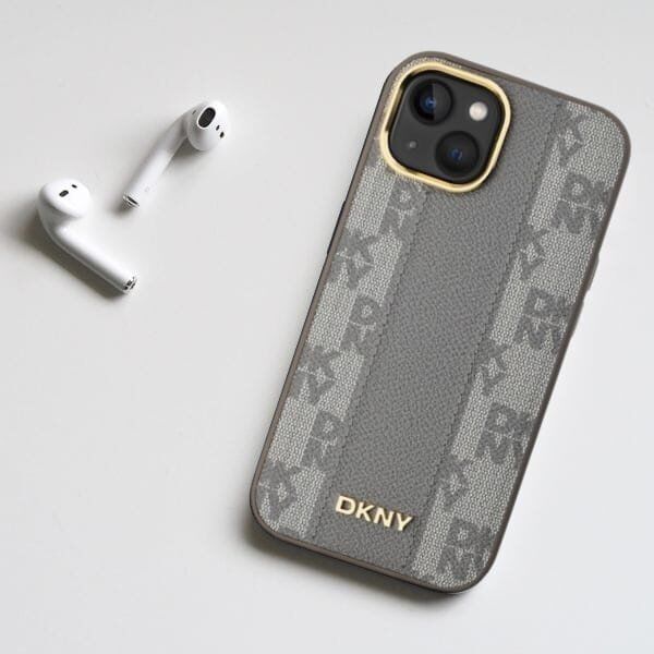 DKNY DKNY DKHMP15MPCPVSLE iPhone 15 Plus 6.7" beżowy/beige hardcase Leather Checkered Mono Pattern MagSafe