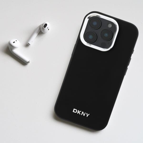 DKNY DKNY DKHMP16LPSCMCLK iPhone 16 Pro 6.3" czarny/black hardcase Plain Silver Logo MagSafe
