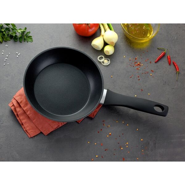 Patelnia MG Home Patelnia Professional 20 cm MG Home czarna non stick 11861498 5903849202510