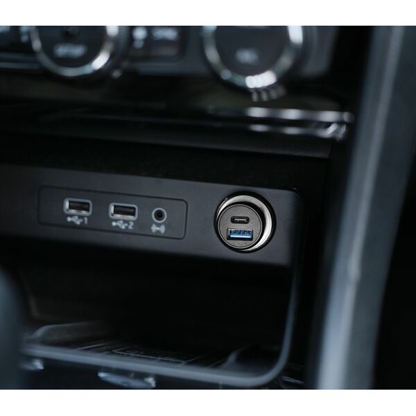 Ładowarka Trust TRUST autonabíječka MAXO 38W, 1x USB-C, 1x USB