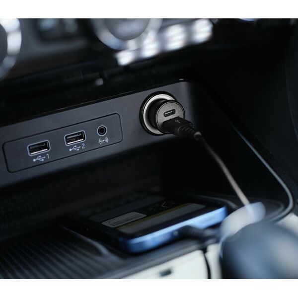 Ładowarka Trust TRUST autonabíječka MAXO 38W, 1x USB-C, 1x USB