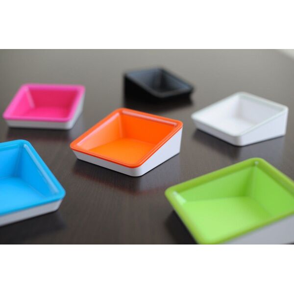Podstawka BlueLounge Casa (Nest) stojak uniwersalny tablet smartfon biały (CS-WH) 751415 8886466091170