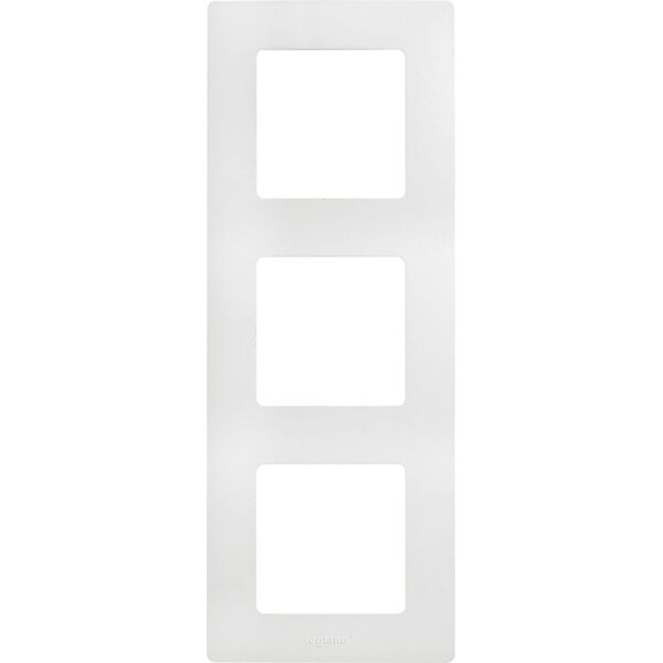 Legrand Ramka potrójna Niloe biała 665003 3109593 3414971574007