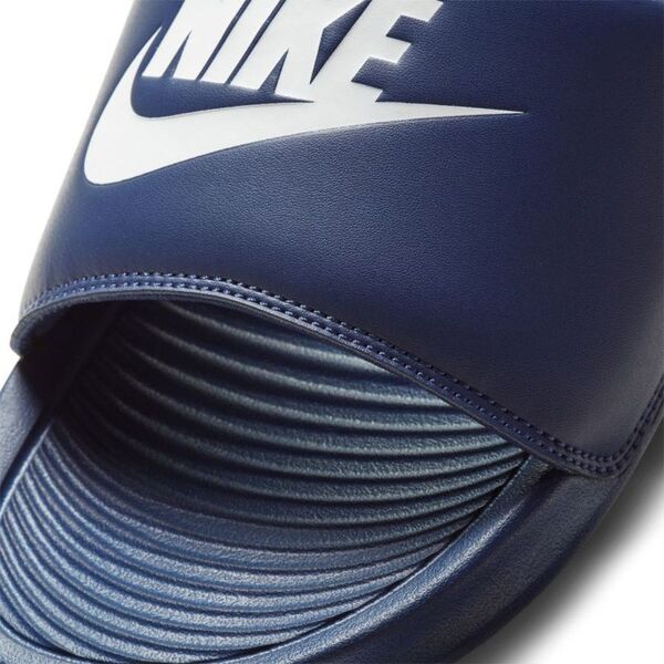 Nike Klapki Nike Victori One CN9675 401 CN9675 401 granatowy 41 7700347 194497882772