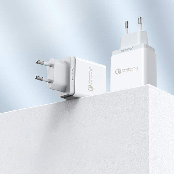 Ładowarka Ugreen CD122 1x USB-A 3 A (6957303811335) 8761415 6957303811335