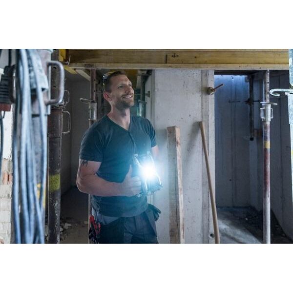 Brennenstuhl Projektor LED przenośny akumulatorowy RUFUS 1500 MA, 1500lm, IP65 1173100100 10396912 4007123668434