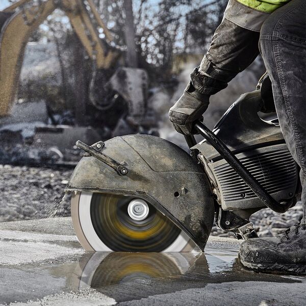 Dewalt DEWALT TARCZA DIAM.SEG. 230mm ELITE ZAST. OGÓLNE 13299055 5054905299071