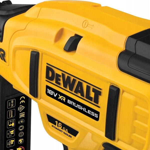 Dewalt DEWALT. NAILER 18V   DCN662D2 16Ga 32-64mm 2x2.0Ah BL CASE 13516108 5902013967262