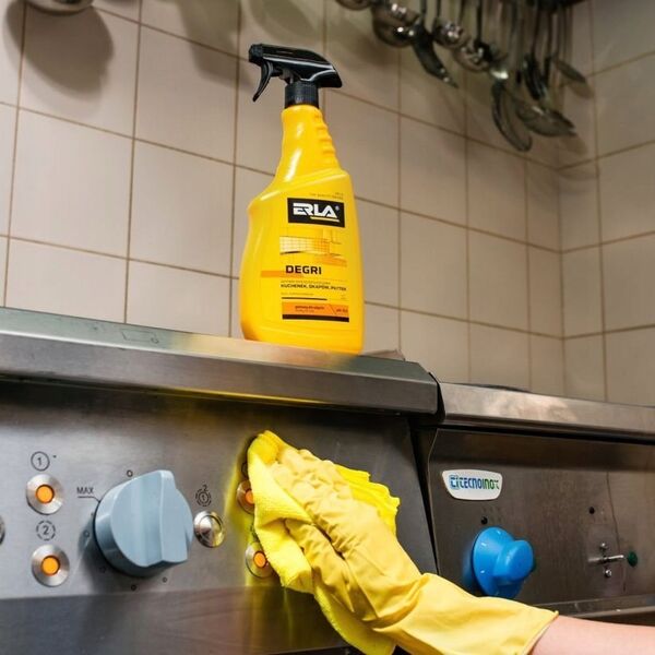 K2 K2 PŁYN DO ODTŁUSZCZANIA POWIERZCHNI ERLA DEGRI 750ML 13576764 5906534020208