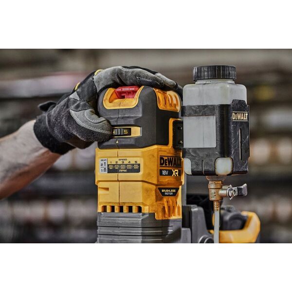 Wiertarko-wkrętarka Dewalt DEWALT. DRILL WITH MAGNETIC FOOT 18V DCD1623X2G 2x9.0Ah GNF 13615397 5035048796016