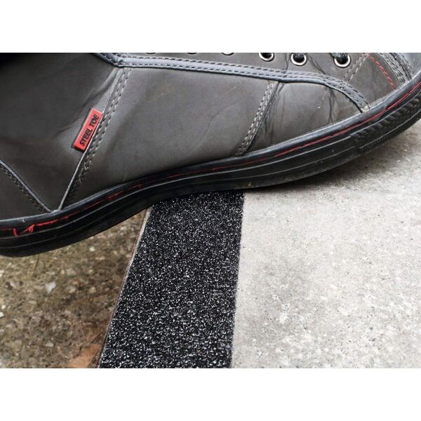 Durable DURABLE Antirutschband DURALINE GRIP+ 50mm breit schwarz 14049365 4005546733814