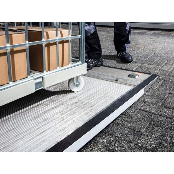 Durable DURABLE Antirutschband DURALINE GRIP+ 50mm breit schwarz 14049365 4005546733814