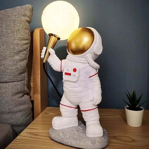 Lampka biurkowa OEM Lampka nocna ASTRONAUTA Art Deco siedzący (wzór 4) AMTL 14061620 5903396264474