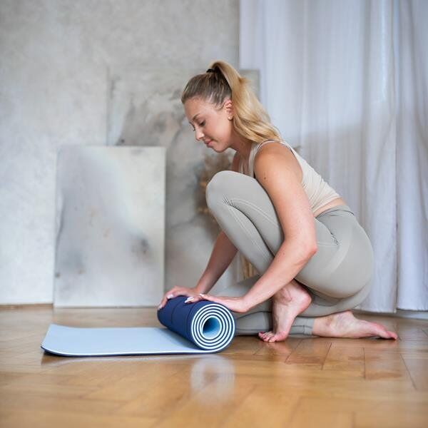 HMS Mata do ćwiczeń jogi yogi fitness korkowa TPE HMS YM10 niebieska 14168456 5907695558296