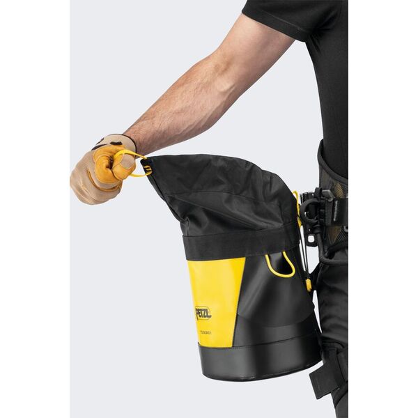 Petzl Woreczek Narzędziowy Petzl Toolbag 6 BLACKYELLOW 13598361 3342540842533