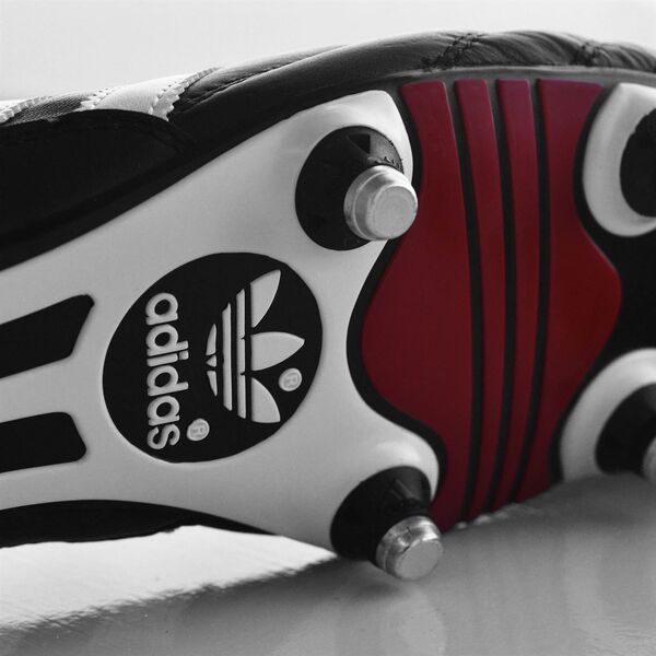 Adidas Buty piłkarskie World Cup SG M czarne r. 40 (011040)