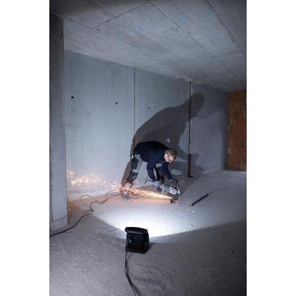 Brennenstuhl Przenosny reflektor LED Hybrid MULTI 6050 MH, 60W, 6200lm, IP65 1173140600