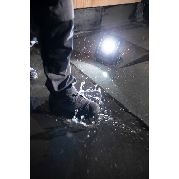 Brennenstuhl Przenosny reflektor LED Hybrid MULTI 6050 MH, 60W, 6200lm, IP65 1173140600