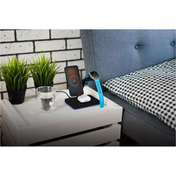 YAC 5320 MagSafe charging station YENKEE