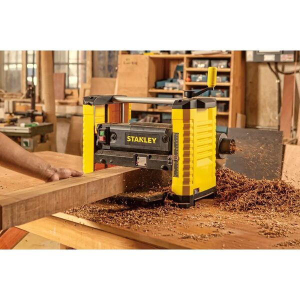 Stanley Strugarka grubościówka 1800W STP18-QS