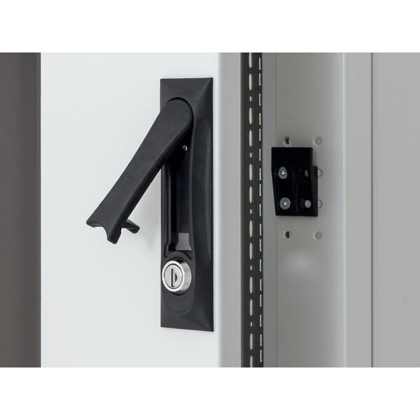 Szafa Triton Stojąca 19" 15U (RMA-15-A66-CAX-A1)