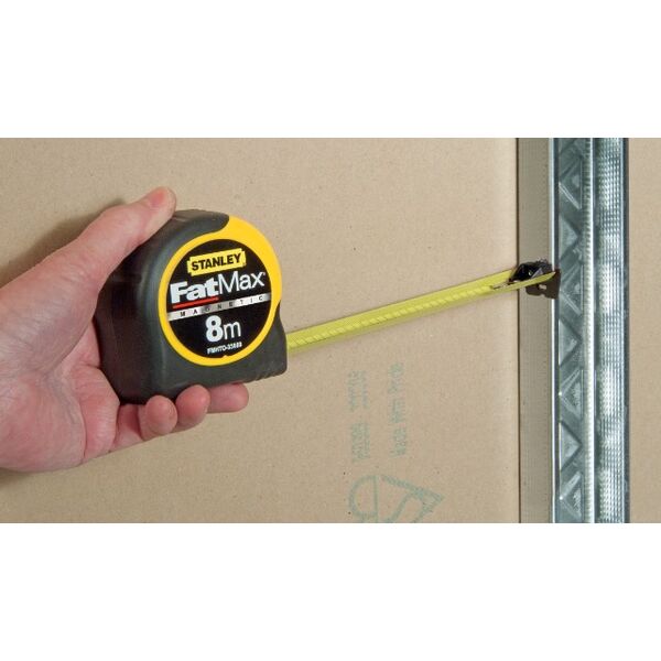 Stanley Miara z magnesem FatMax BladeArmor 8mx32mm FMHT0-33-868