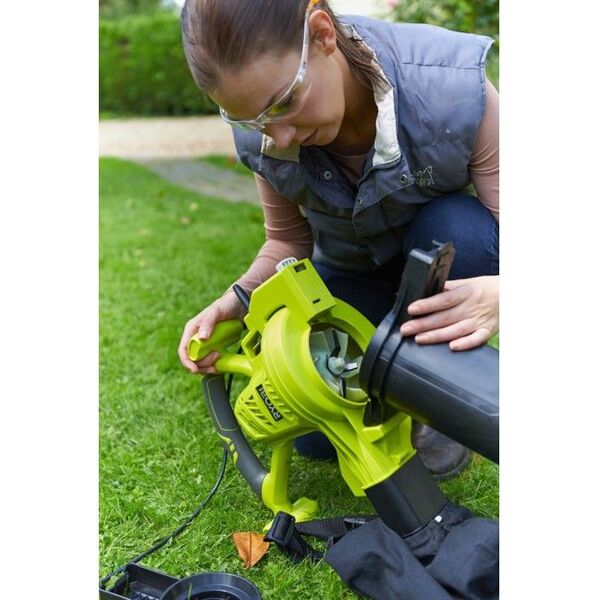 Ryobi Dmuchawa elektryczna RBV3000 CSV z odkurzaczem 3000 W 45L (5133002188)
