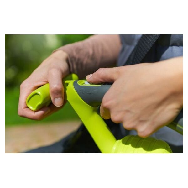 Ryobi Dmuchawa elektryczna RBV3000 CSV z odkurzaczem 3000 W 45L (5133002188)