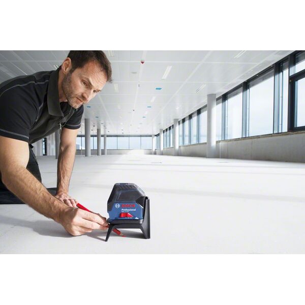 Bosch Laser krzyżowy GCL2-15 czerwony 15 m