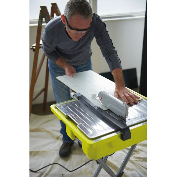 Ryobi Pilarka do cięcia płytek na mokro 178mm 500W (WS721S)